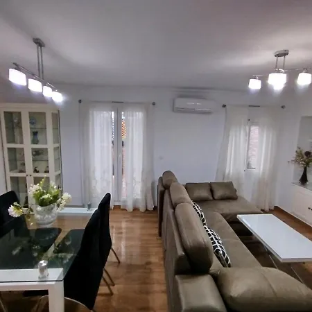 Ave 26, Piso Junto Playa Apartment